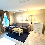 Stor Attraktiv Studioleilighet I Sentrum